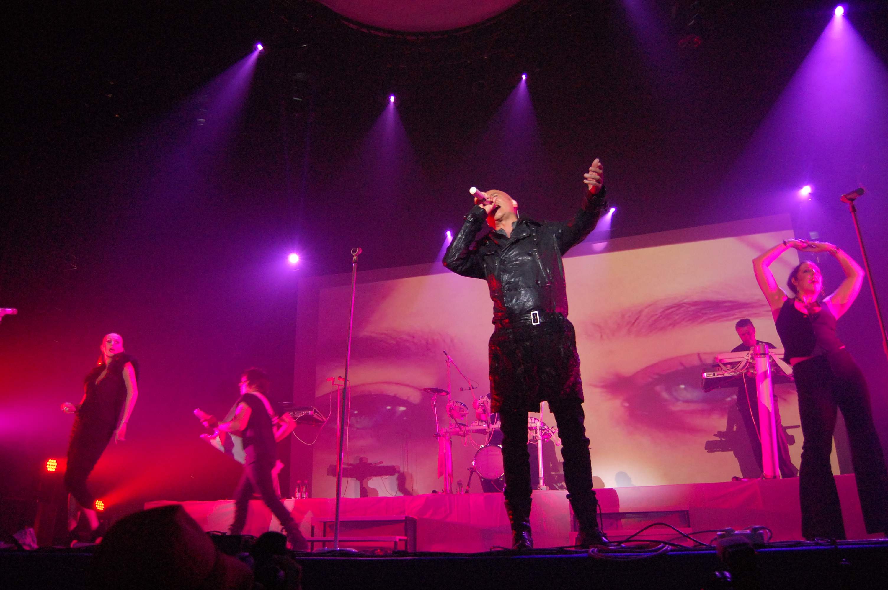 HumanLeague11pieni