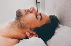 mies-uni-nukkuminen-pixabay