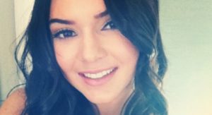 selfie_kendall_jenner_selfie