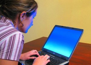 tietokone_läppäri_wikikuva