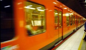 metrojuna_helsinki_wikimedia