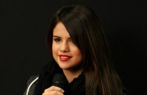 Selena-Gomez