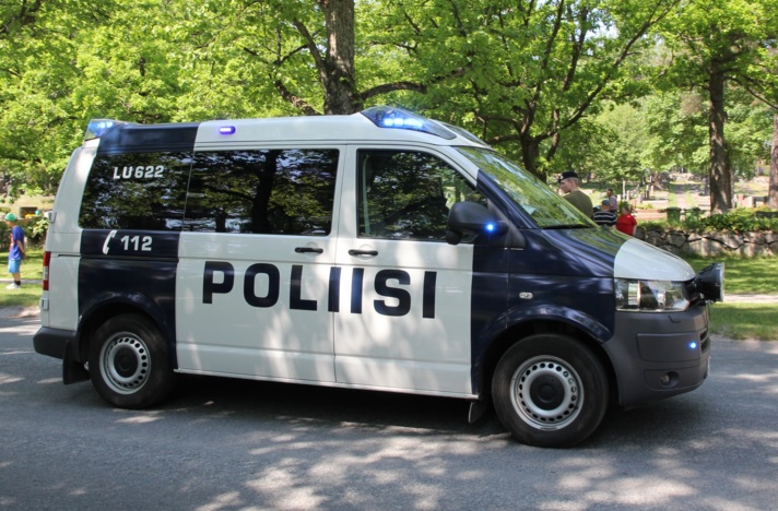 poliisi_vapaakuva_wikimedia_commons