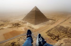 mp-pyramidin-huipulla-artik