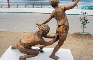 mp-oudot-patsaat-veistokset-artik