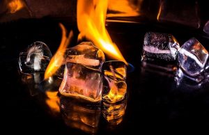 jääpala-liekki-tuli