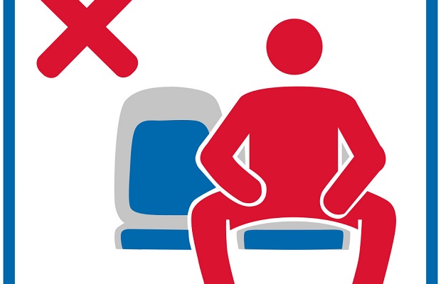 manspreading-mies-istuu-metro-crop