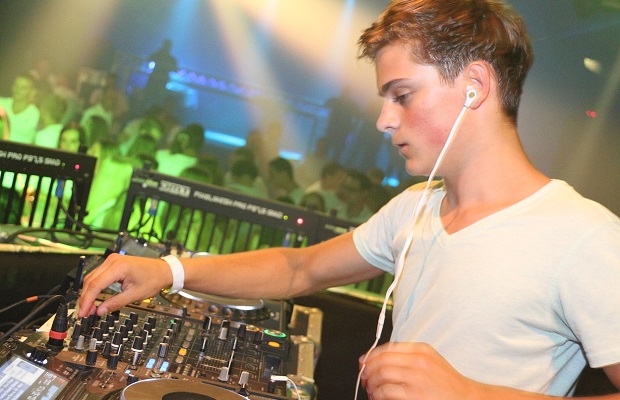 Martin_Garrix_2013-Wikimedia-Commons