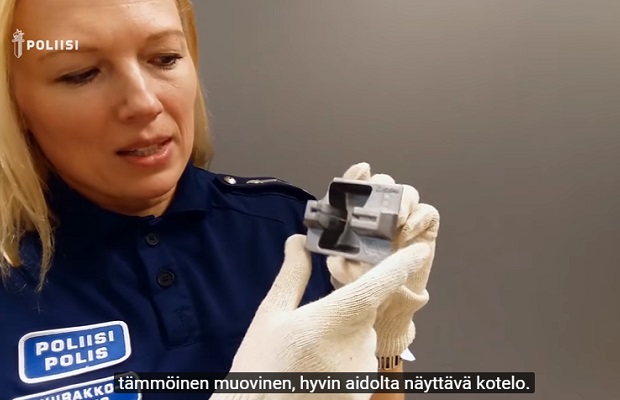 poliisi-skimmauslaite-nina-juurakko-vesikko