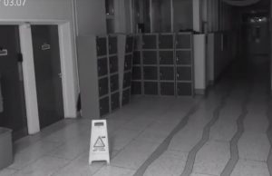 koulu-deerpark-cbs-irlanti-kummitus