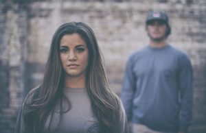 nainen mies etäisyys