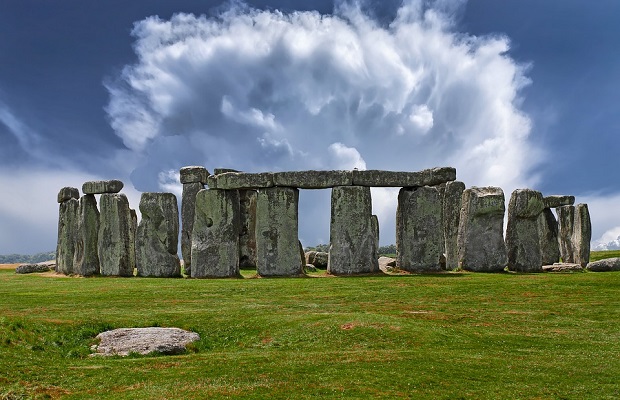 stonehenge pixabay