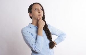 nainen-ajattelee-pixabay