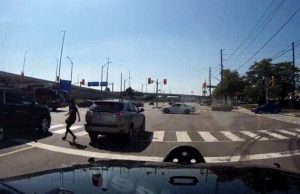 jarkyttavan-huono-kuski-video