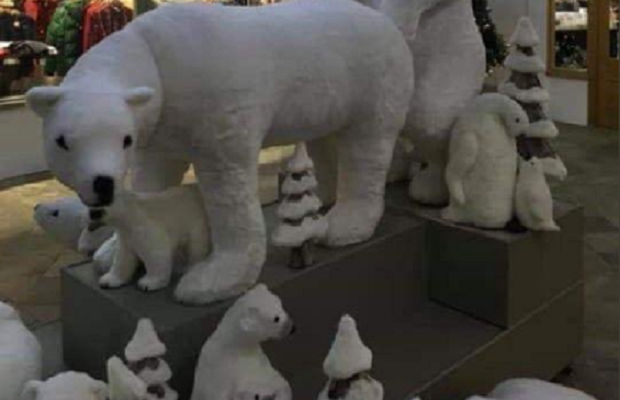 jääkarhut ostoskeskuksessa twitter