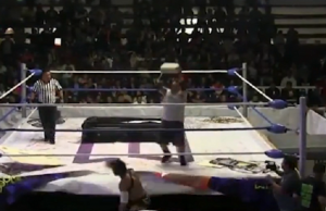 painija lyö vastustajaa dailymail