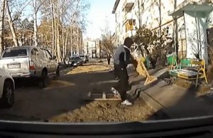 esteiden-siirtely-mies-video