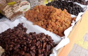 hedelmä-kuivattu-taateli-aprikoosi-luumu-pixabay