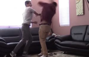 piilokamera-isku-YouTube-WatchMojo-com