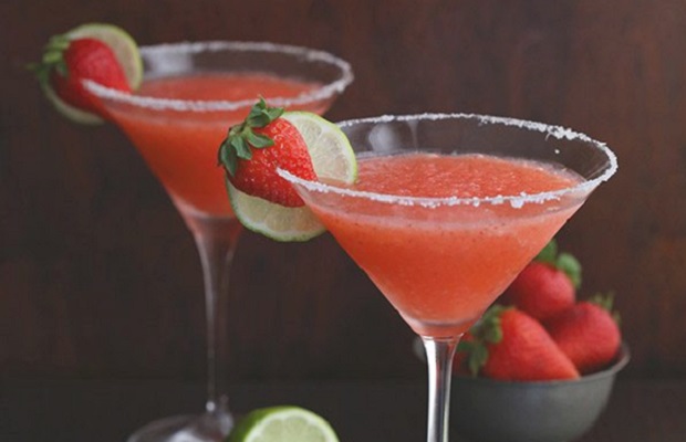 strawberry-margarita-kuva-all-day-i-dream-about-food-com