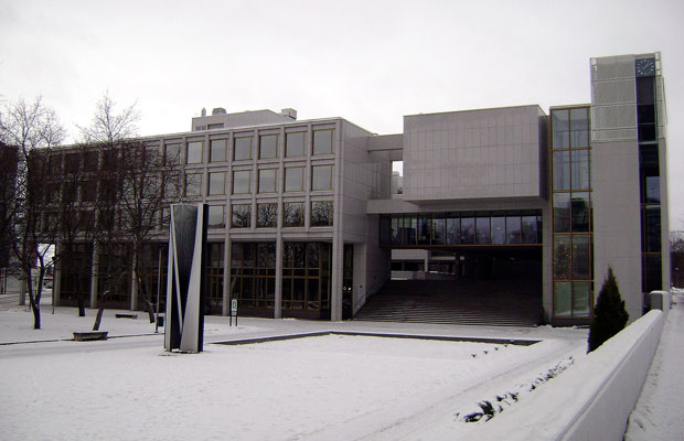 kouvola-kaupungintalo-wikimedia-commons