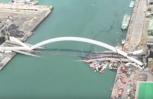 140-metrinen-silta-romahti-video