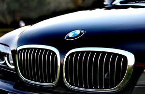 bmw-pixabay