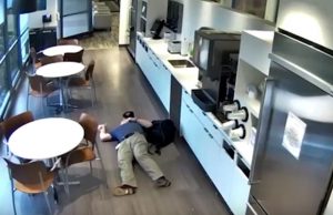 vakuutuspetos-jarjetonta-kahvitila-video