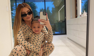 Kylie Jenner – Stormi – IG