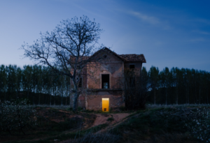 Haunted_house-Unsplash