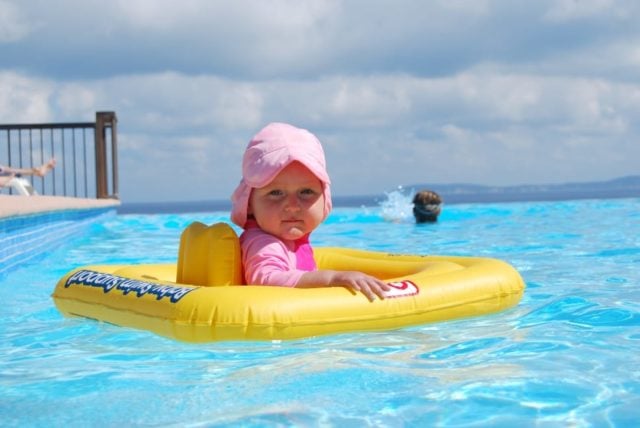 child-baby-swimming-pool-wallpaper-preview