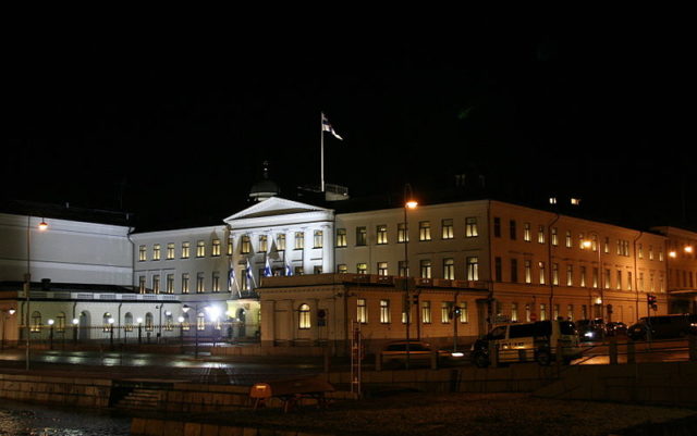 Presidential_Palace_Finland_Independece_day_2011