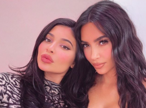 Kim Kardashian & Kylie Jenner