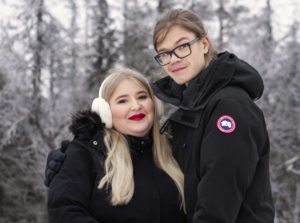 temptation_island_suomi_kausi_9_promo_pariskunnat_anna_ville_pekka_01_lars_johnson_photography