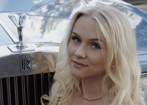 Helmi_Loukasmäki-IG