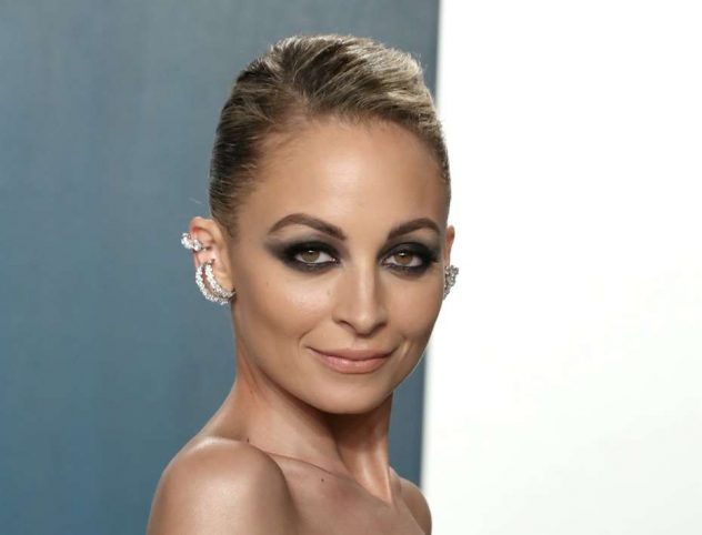 Nicole_Richie-AOP