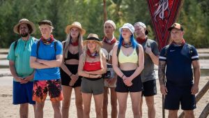 selviytyjat_kausi_5_jakso_1_palkintokilpailu_viki_eerikkila_helmeri_pirinen_bea_toivonen_susanna_penttila_ella_toivainen_tuuli_oikarinen_lauri_salovaara_daniel_lehtonen_kuvaaja_lars_johnson