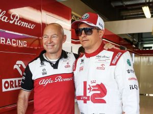 Mark_Arnall-Kimi_Räikkönen-AOP