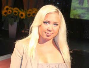 Henna Kalinainen AOP