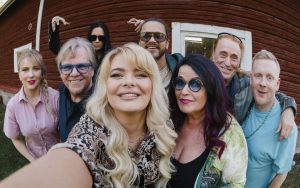 vain_elamaa_kausi_13_group_04_kuvaaja_petri_aho